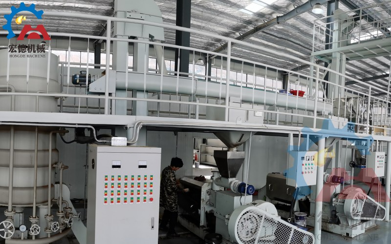 冷榨茶籽油，預處理工藝對成品油質(zhì)量出油率影響很大